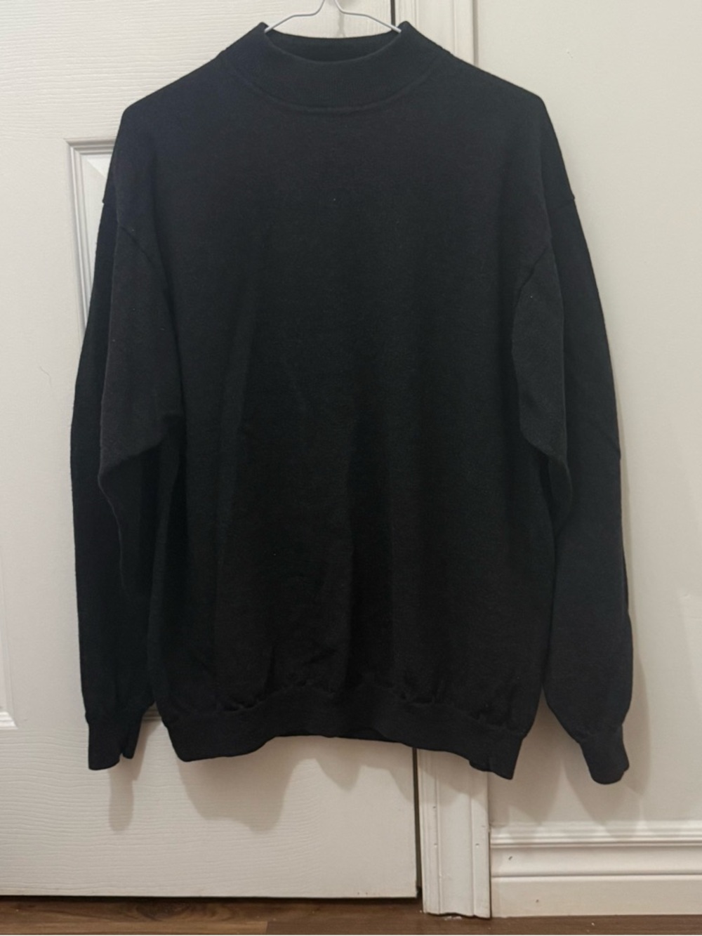 Mantles Womens Size XL High Neck Black  100% Merino Wool Puffed Sleeve